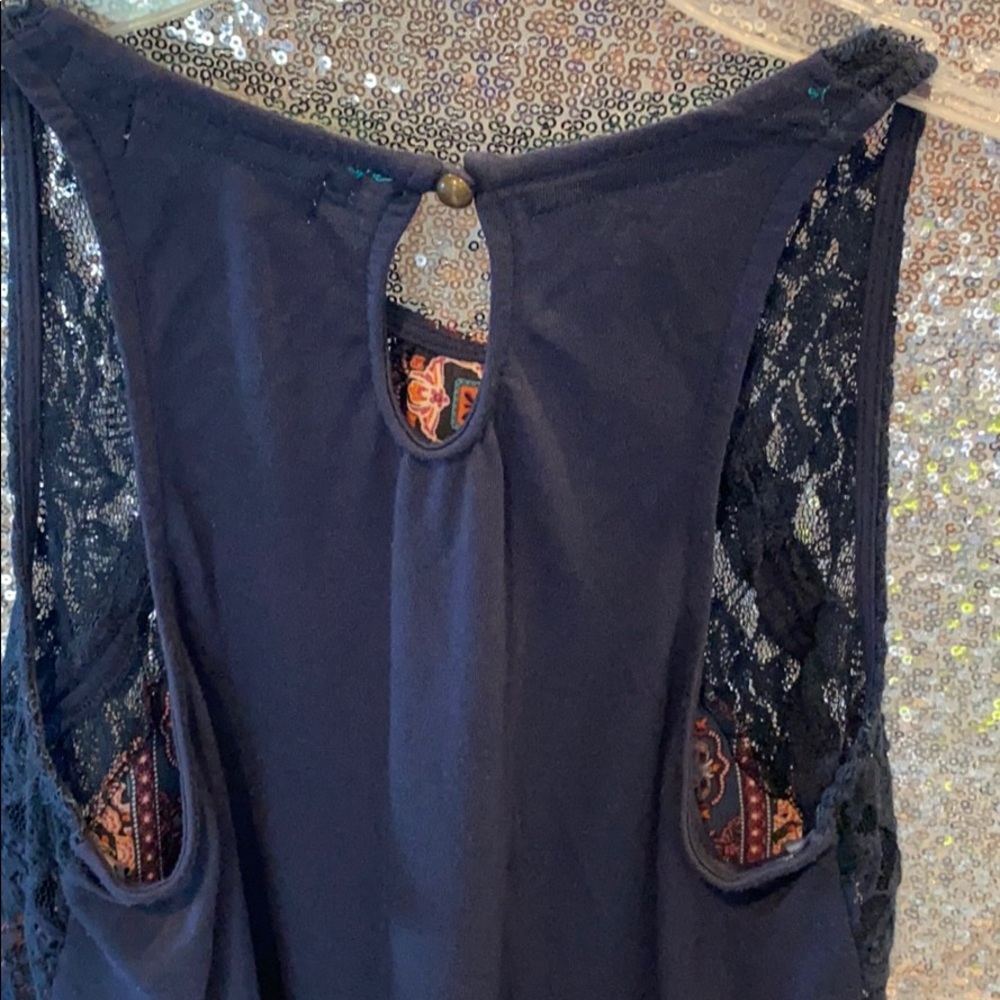 Cute Patterned Tank - Picture 4 of 5